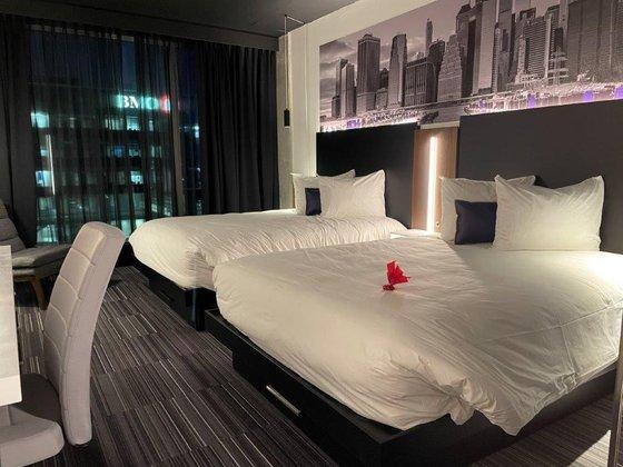 Grand Times Hotel Laval - Centropolis الغرفة الصورة